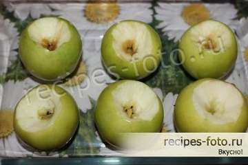 Яблоки с медом и корицей запеченные в духовке