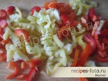 Салат из цветной капусты помидоров и зелени