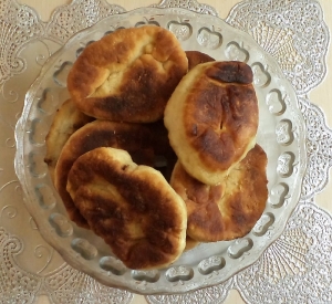 Пирожки жареные с картошкой и мясом 