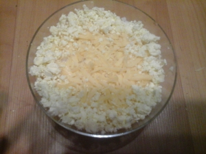Салат "Мимоза" со шпротами и сыром 